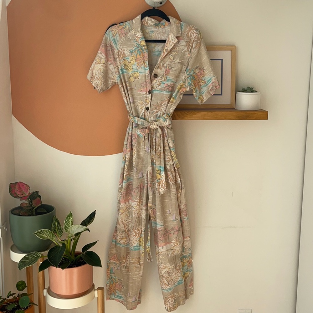 GAP Island Beach Linen Utility Jumpsuit